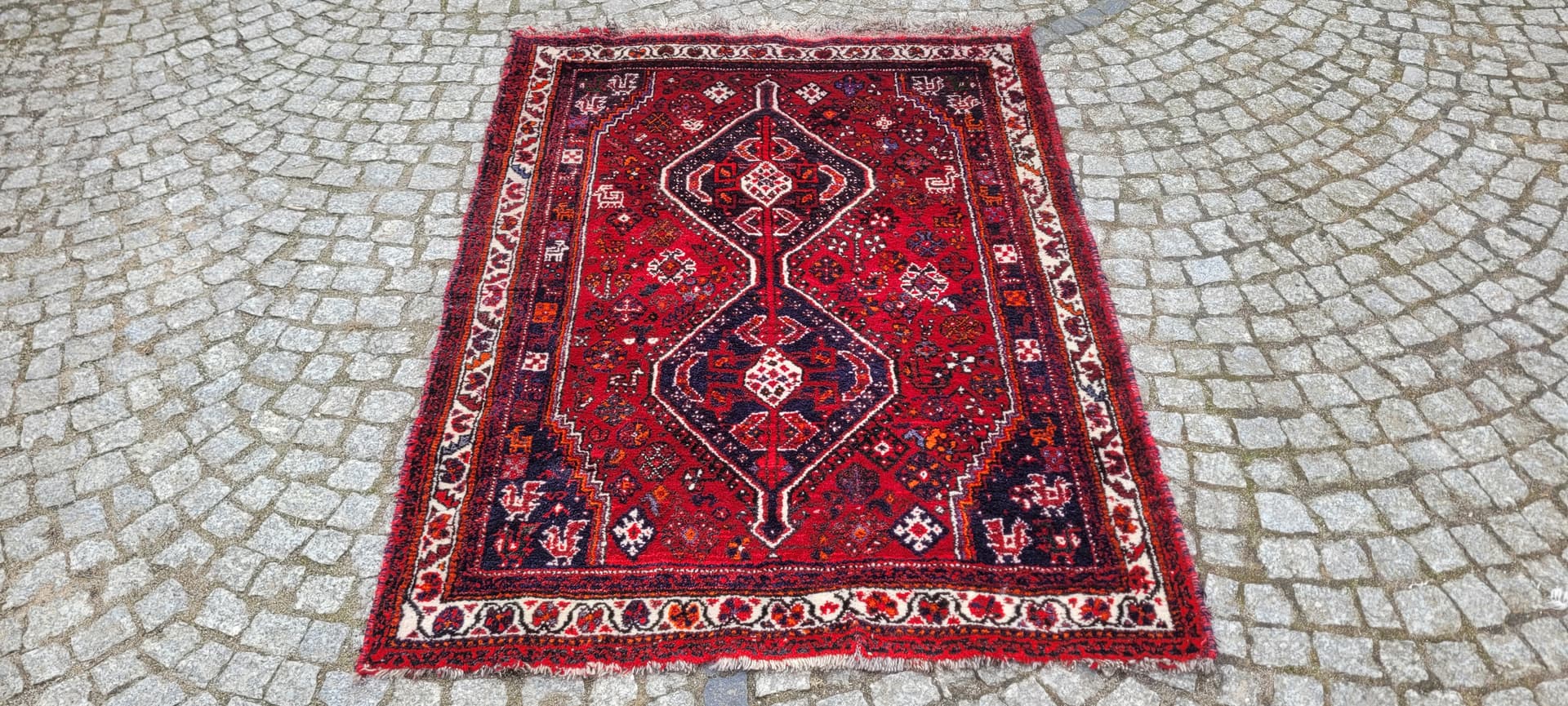 Dywan Kaszkaj, 117x162cm, czerwony, wełna, Iran, lata 60. - 243381