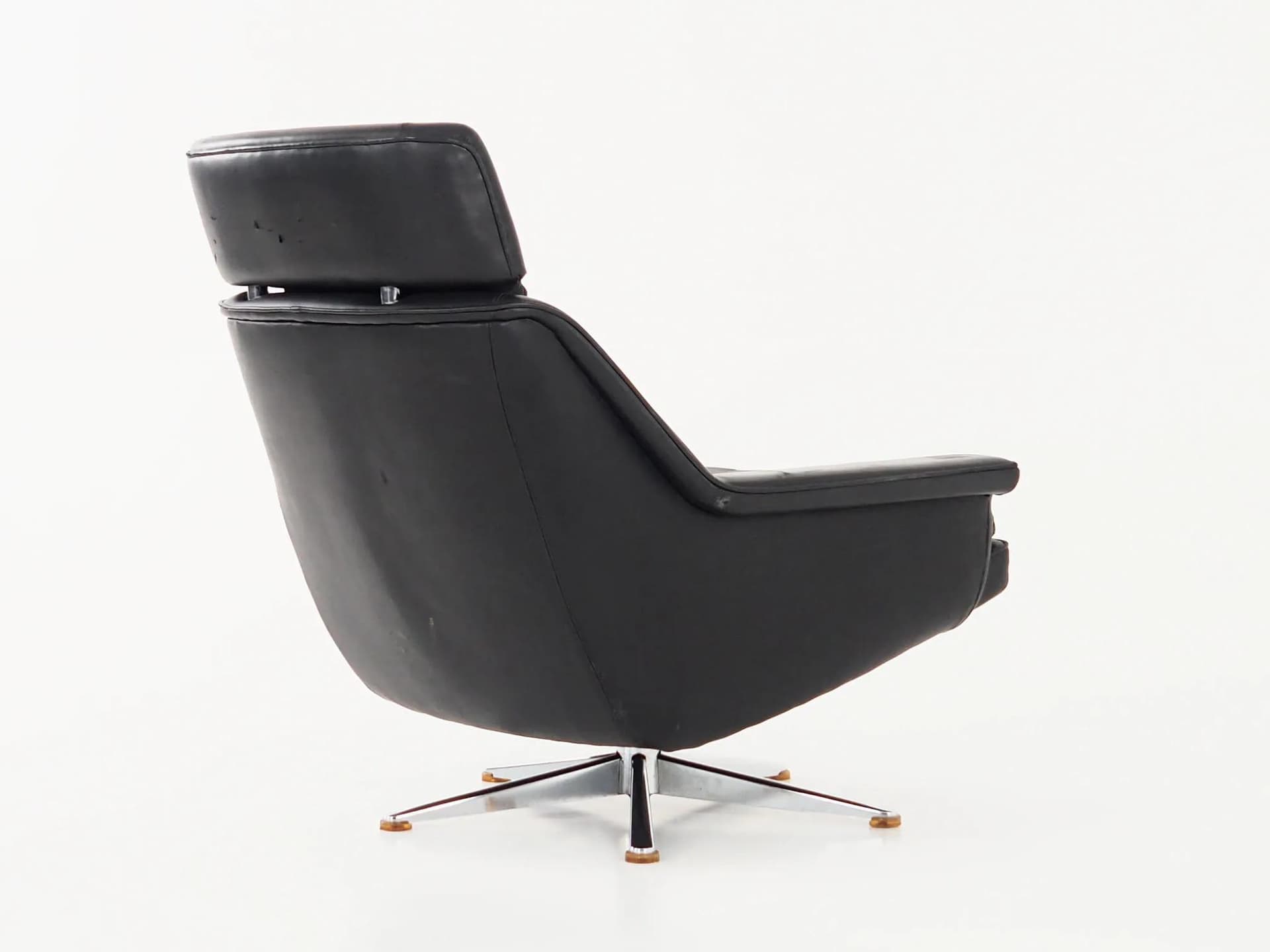 Swivel chair, black leather, chromed steel, by W. Langenfeld, Denmark, 1970s - 17852