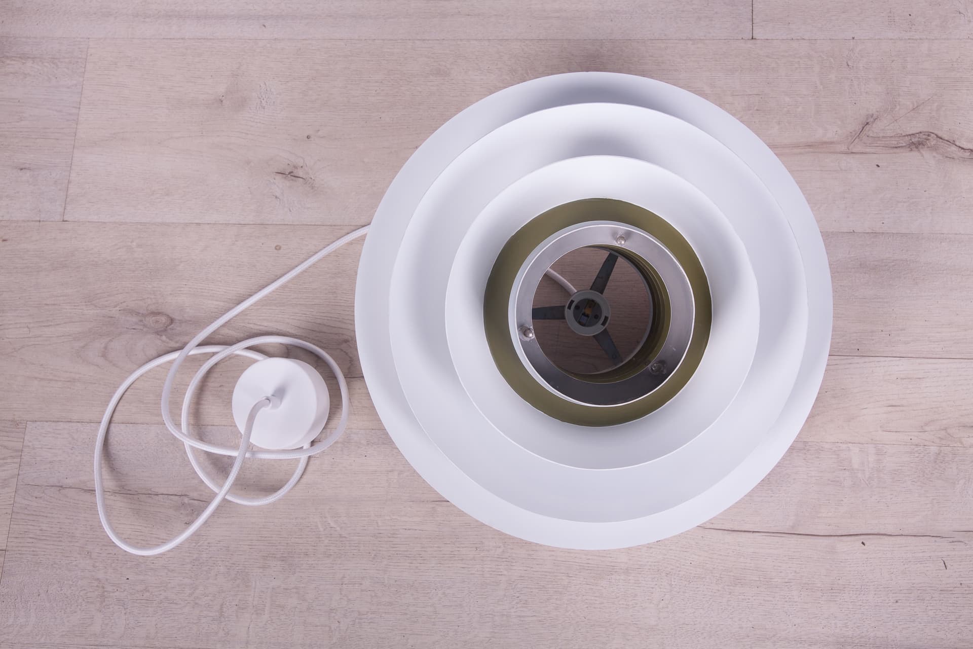 Lampa wisząca Verona, aluminium biały, proj. S. Middelboe, Fog & Mørup, Dania, lata 70. - 247073