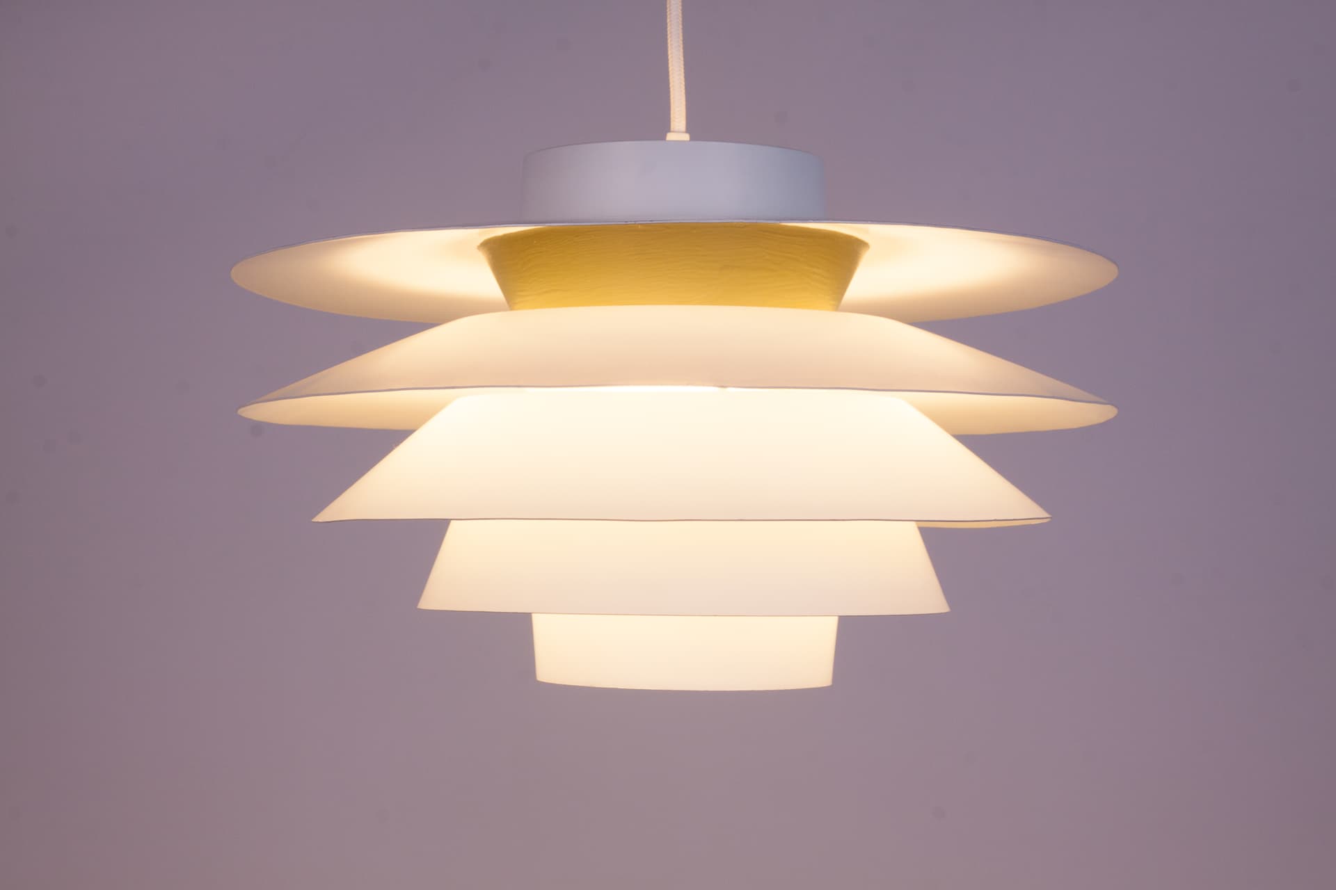 Lampa wisząca Verona, aluminium biały, proj. S. Middelboe, Fog & Mørup, Dania, lata 70. - 247075