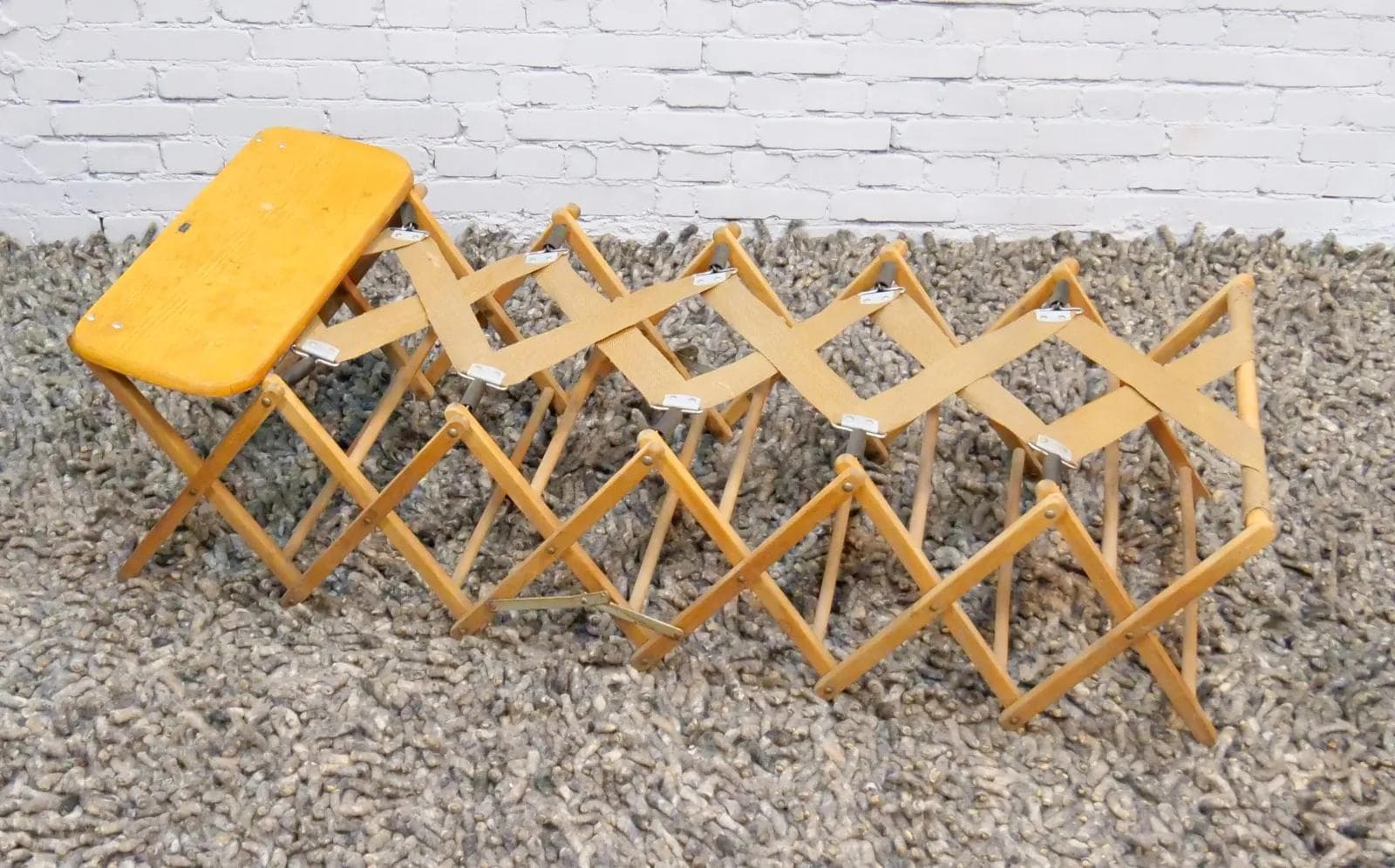 Camp bed Scisor, light brown wood, Germany, 1950s. - 18483