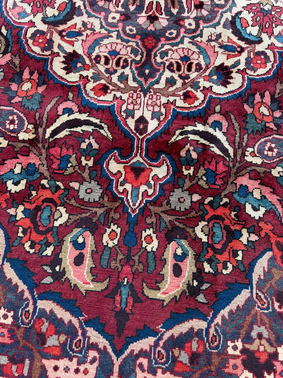 Persian Rug Bahtiari Hamadan, multicolor wool, Iran - 253361