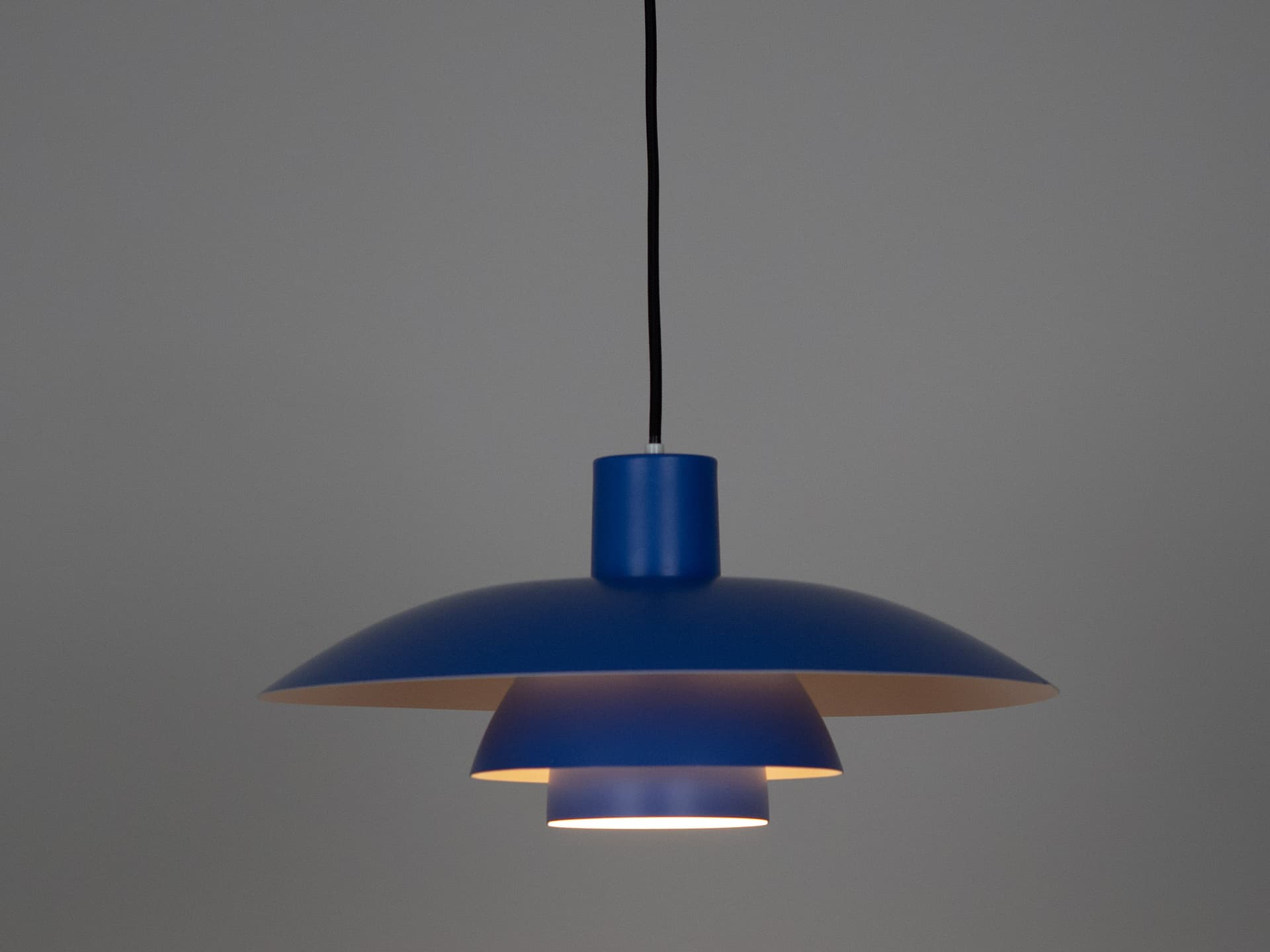 Para lamp wiszących PH 4/3, aluminium niebieski, proj. P. Henningsen, Louis Poulsen, Dania, lata 70. - 255696