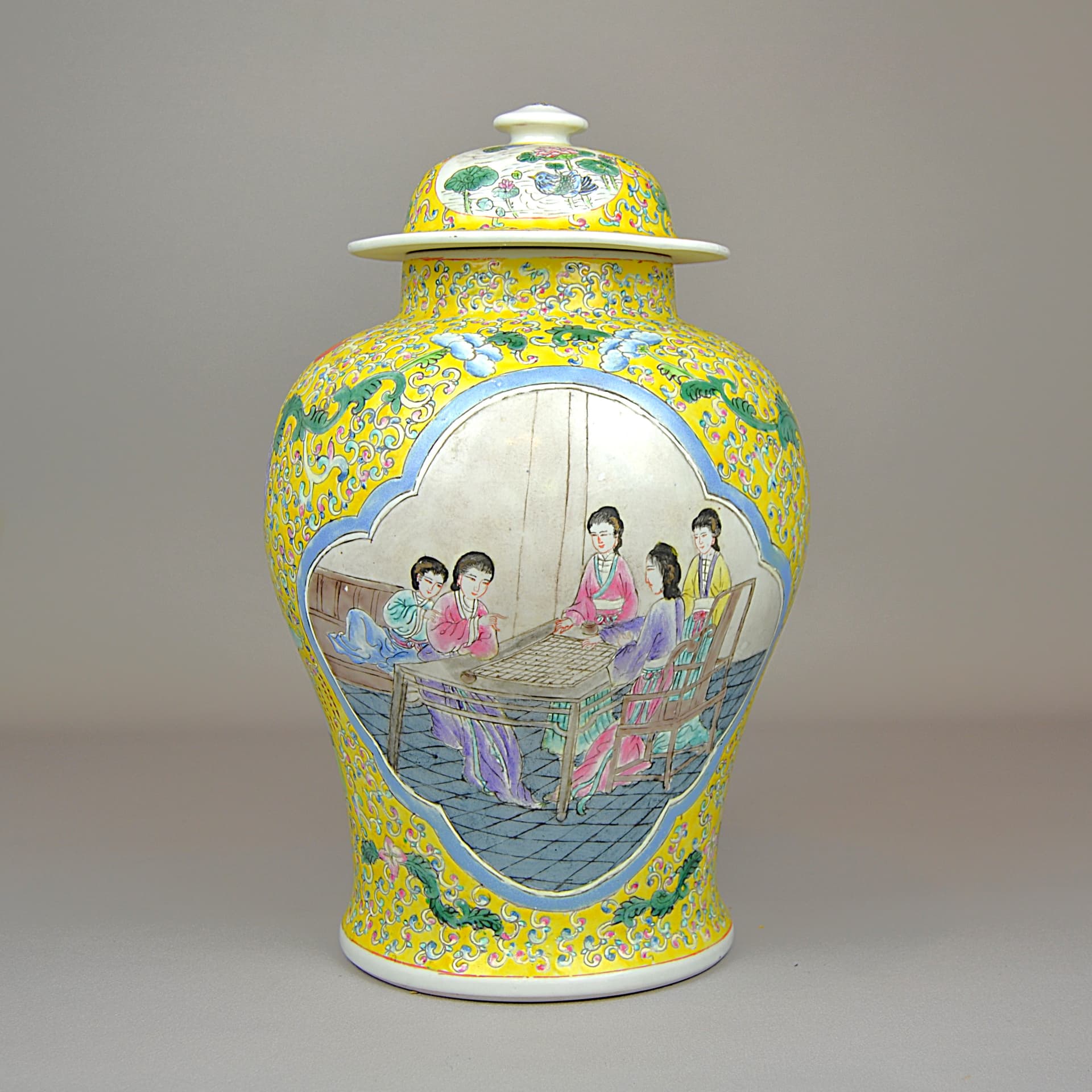 Waza kolumnowa z pokrywą, Famille Jaune, żółty, porcelana, Chiny, lata 80. - 79342