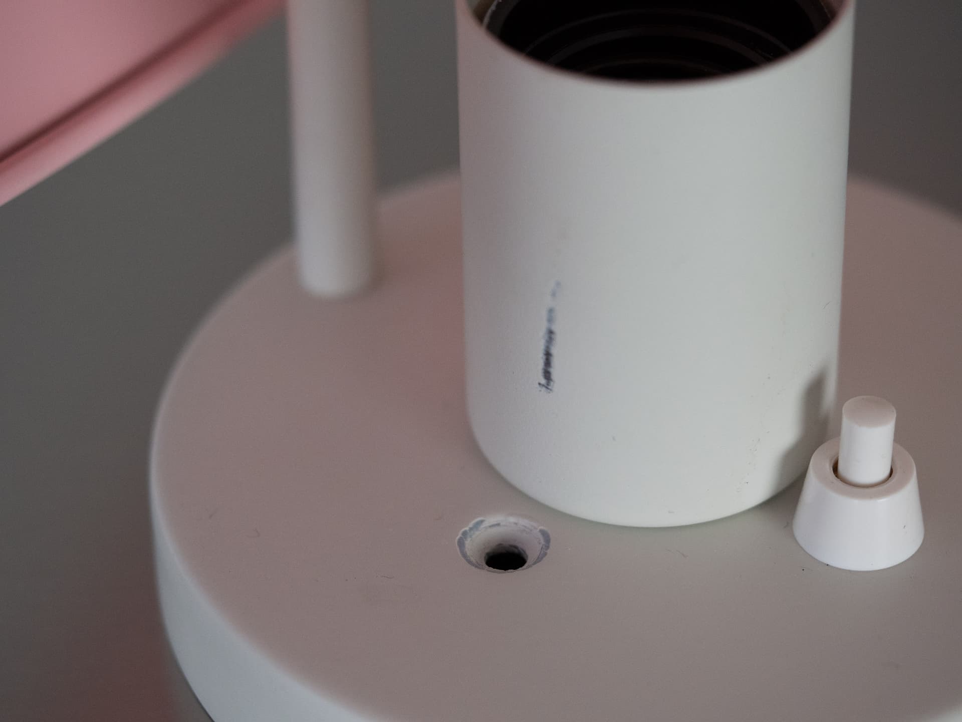 Para kinkietów PH Hat Maxi, biały, metal, proj. P. Henningsen, Louis Poulsen, Dania, lata 60. - 258863