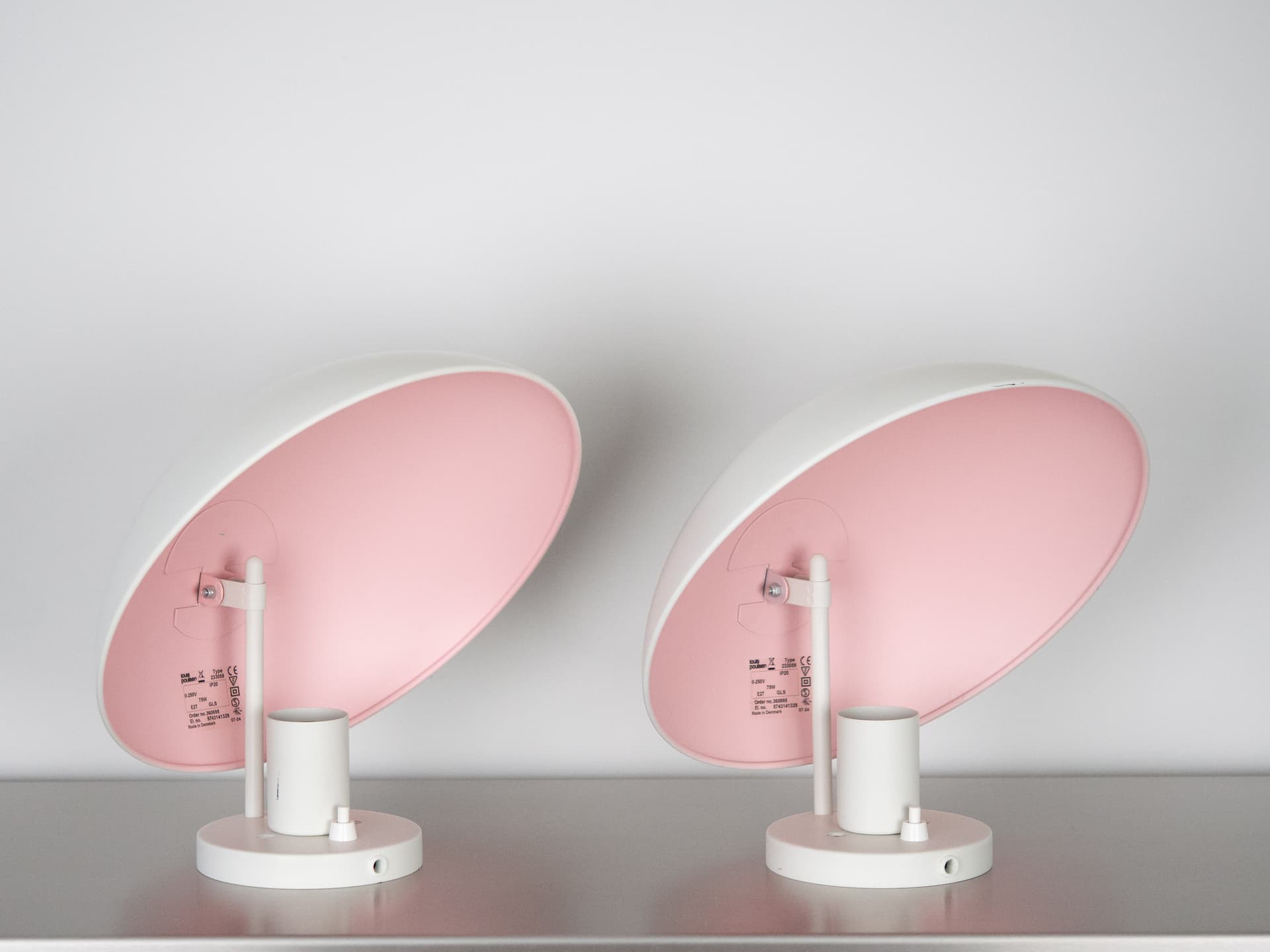 Para kinkietów PH Hat Maxi, biały, metal, proj. P. Henningsen, Louis Poulsen, Dania, lata 60. - 258856