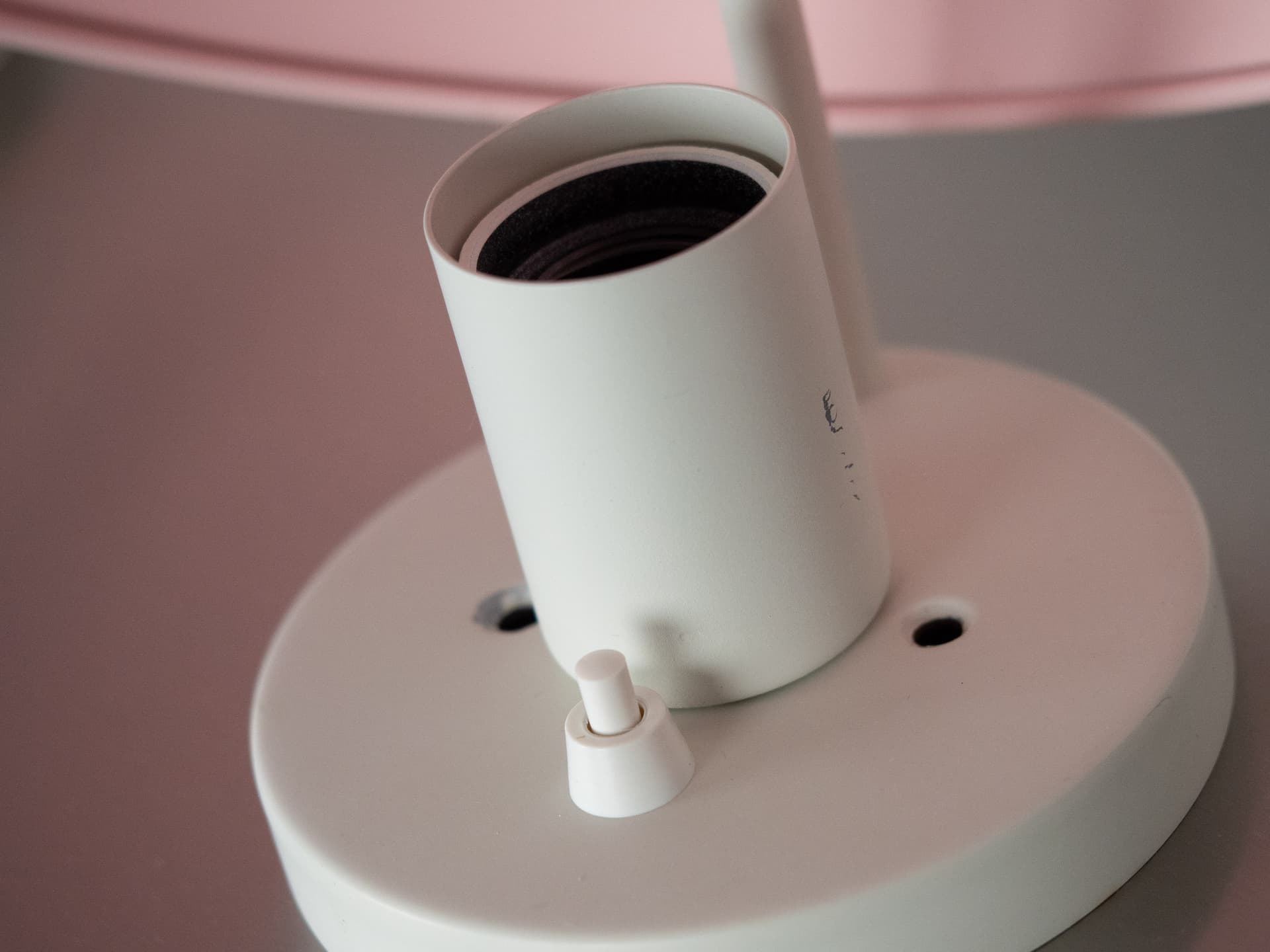 Para kinkietów PH Hat Maxi, biały, metal, proj. P. Henningsen, Louis Poulsen, Dania, lata 60. - 258864