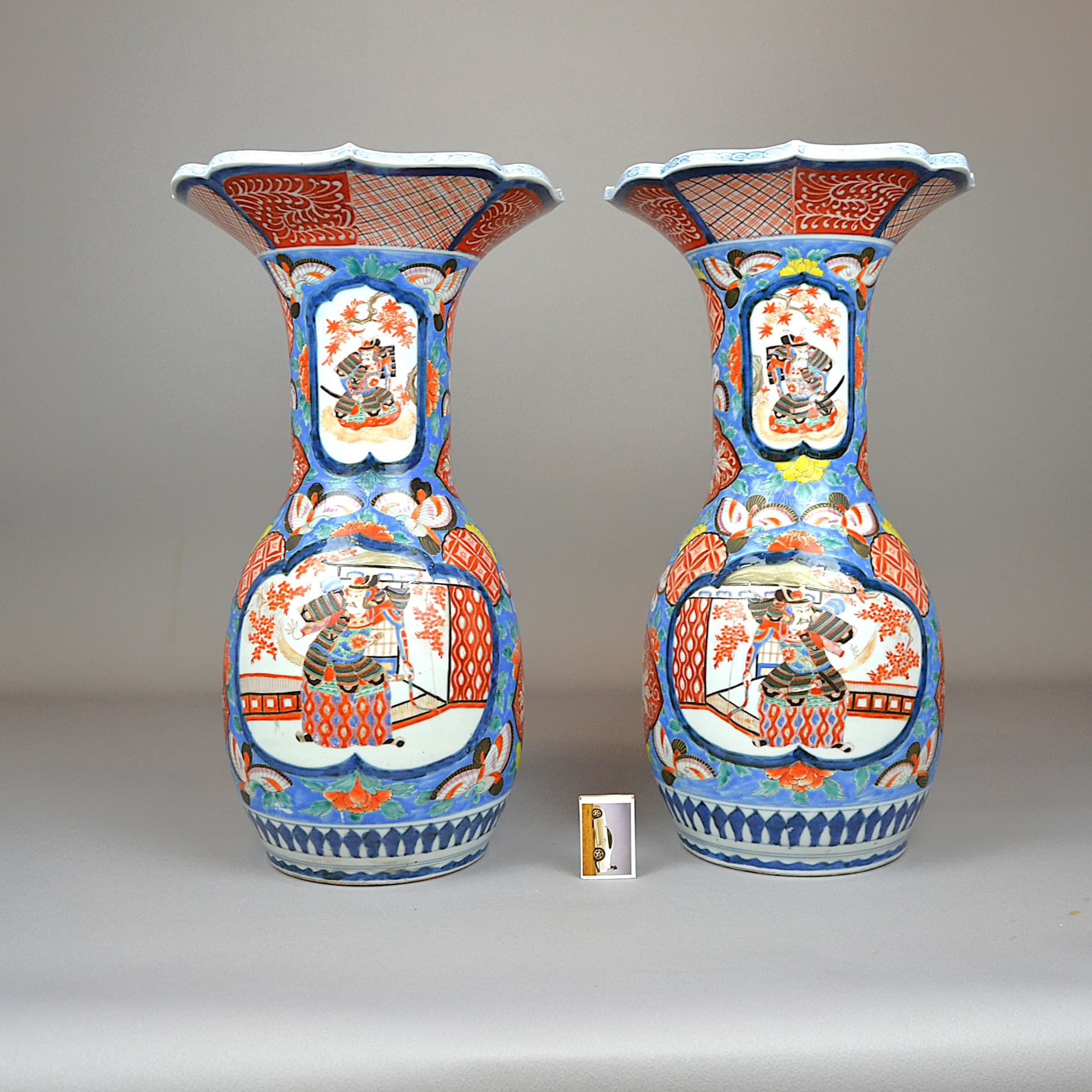 Pair of vases Imari, multicolor porcelain, Japan, 19th c. - 79326