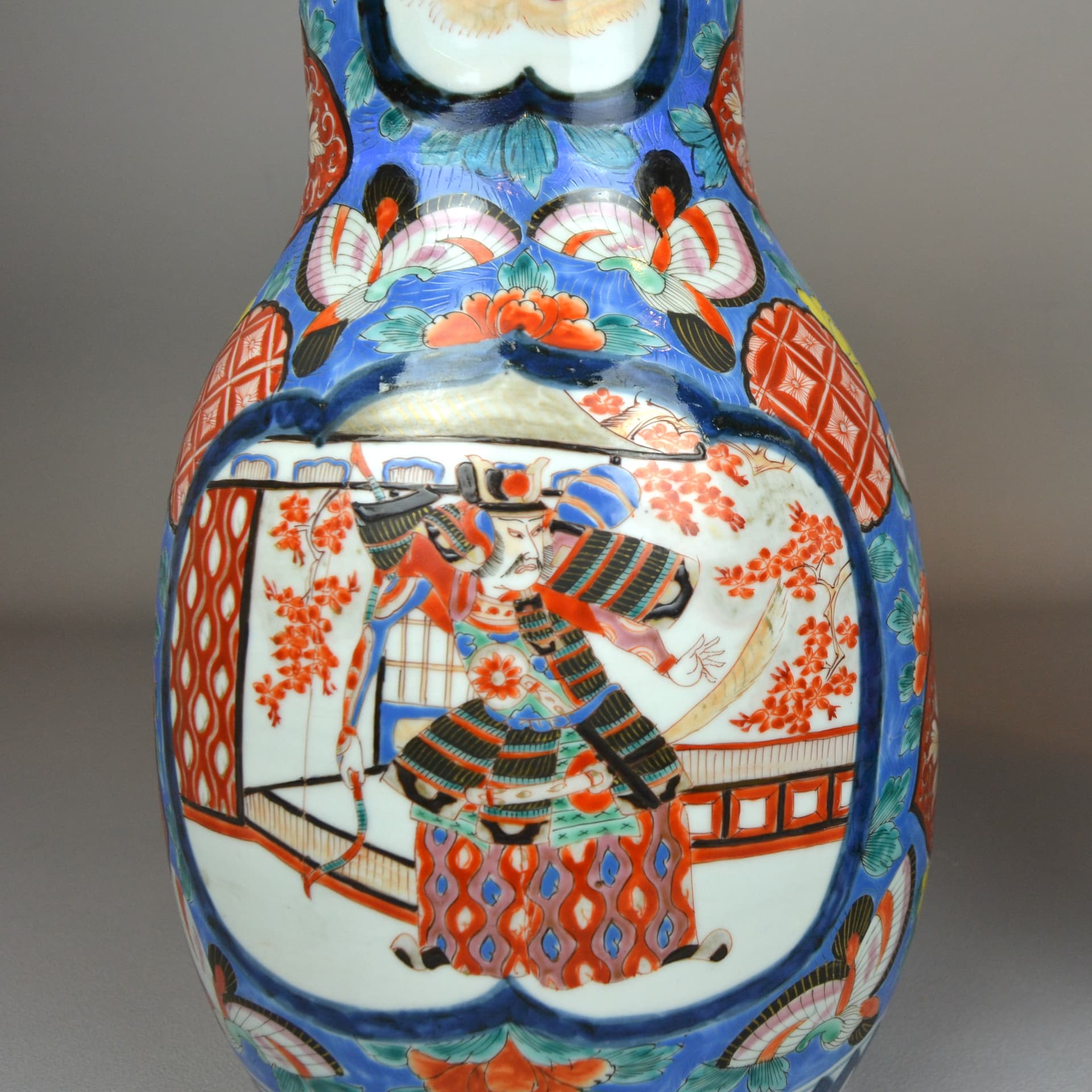 Pair of vases Imari, multicolor porcelain, Japan, 19th c. - 79327