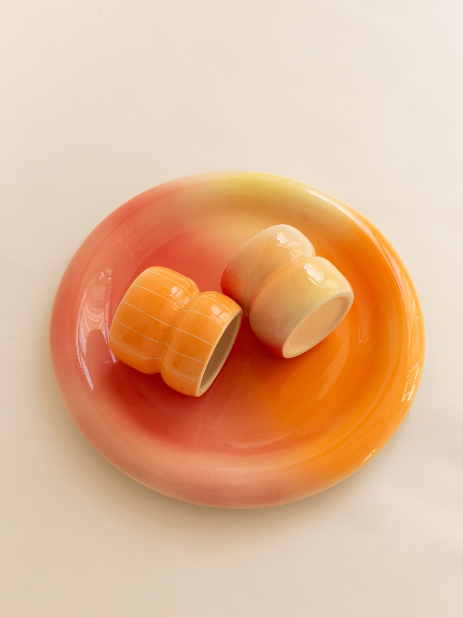 Ceramic Plate Belly 01 designed by Agata Puławska - 1947