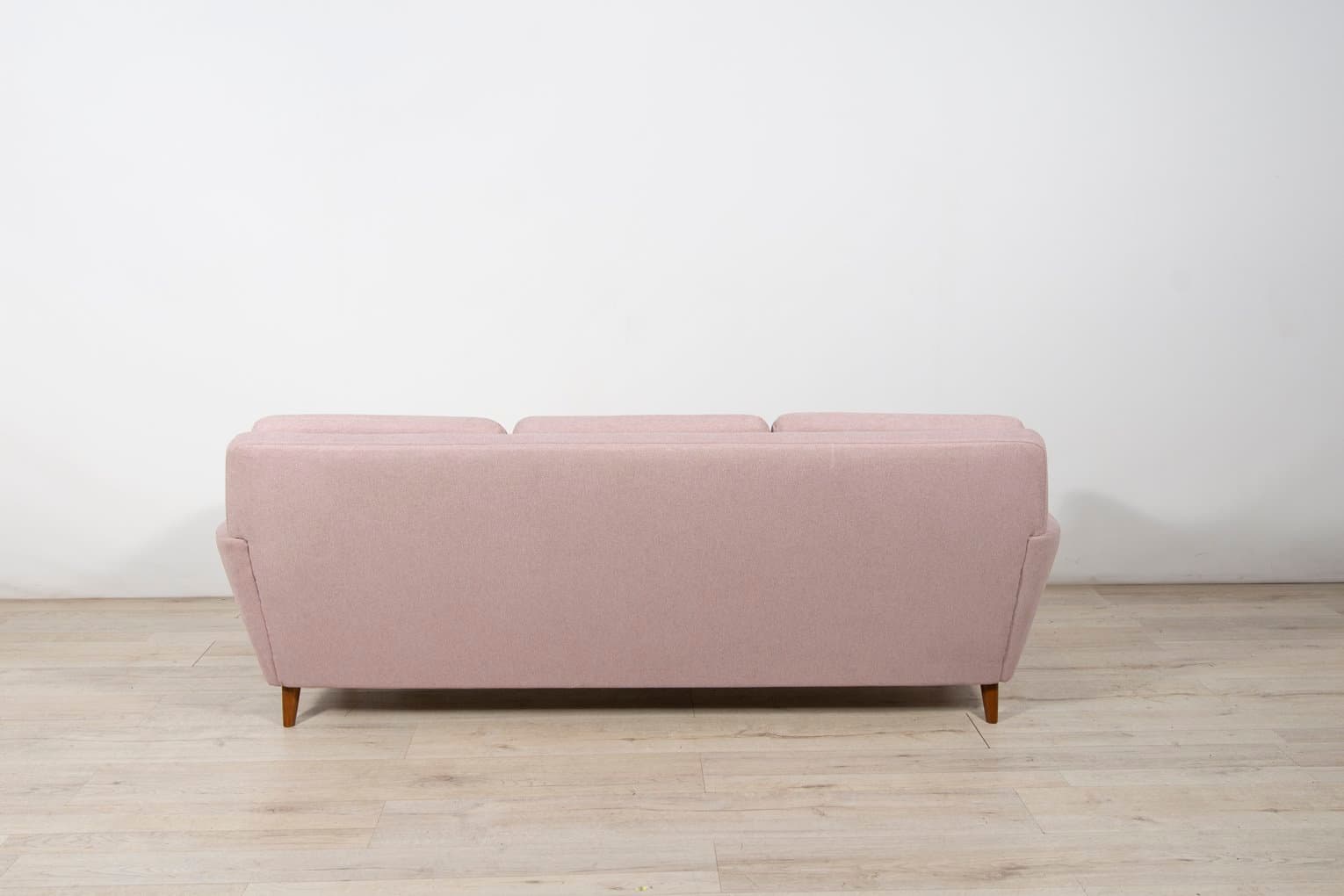 Sofa, teak, pink, Dux, Sweden, 1960s. - 261583