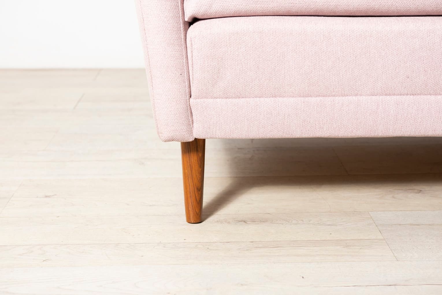 Sofa, teak, pink, Dux, Sweden, 1960s. - 261592