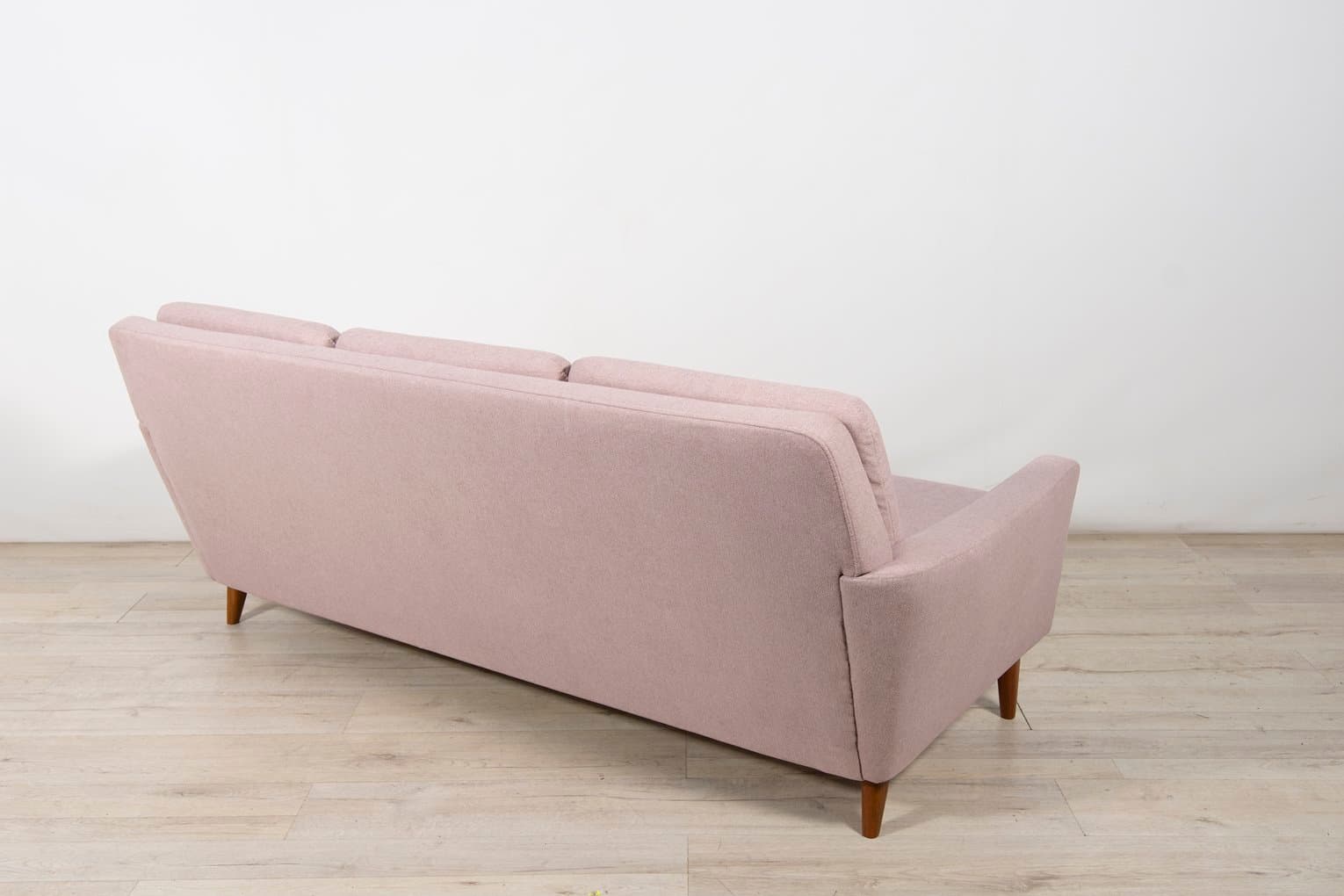 Sofa, teak, pink, Dux, Sweden, 1960s. - 261584