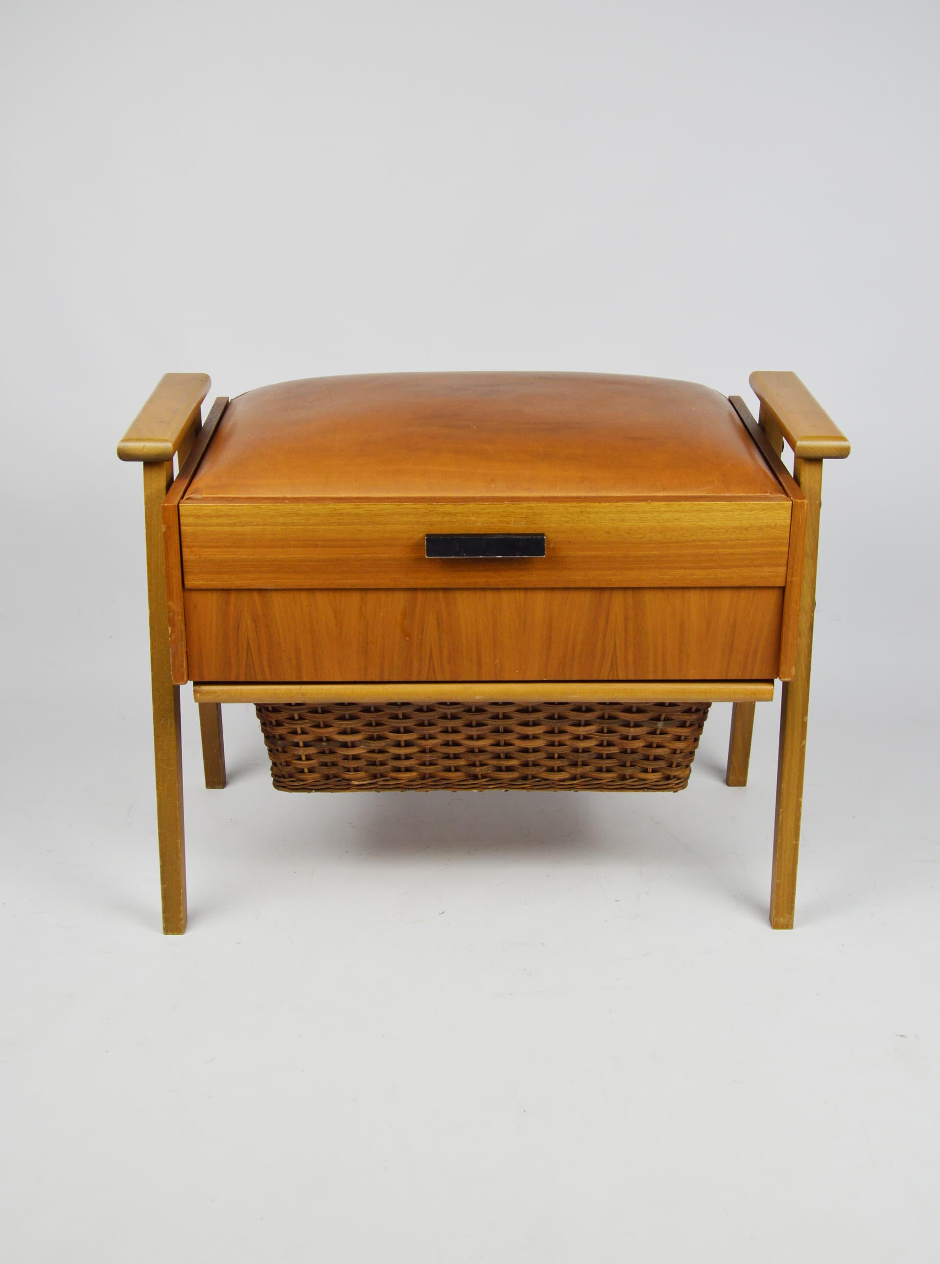 Sewing box, brown, 1970s. - 261605
