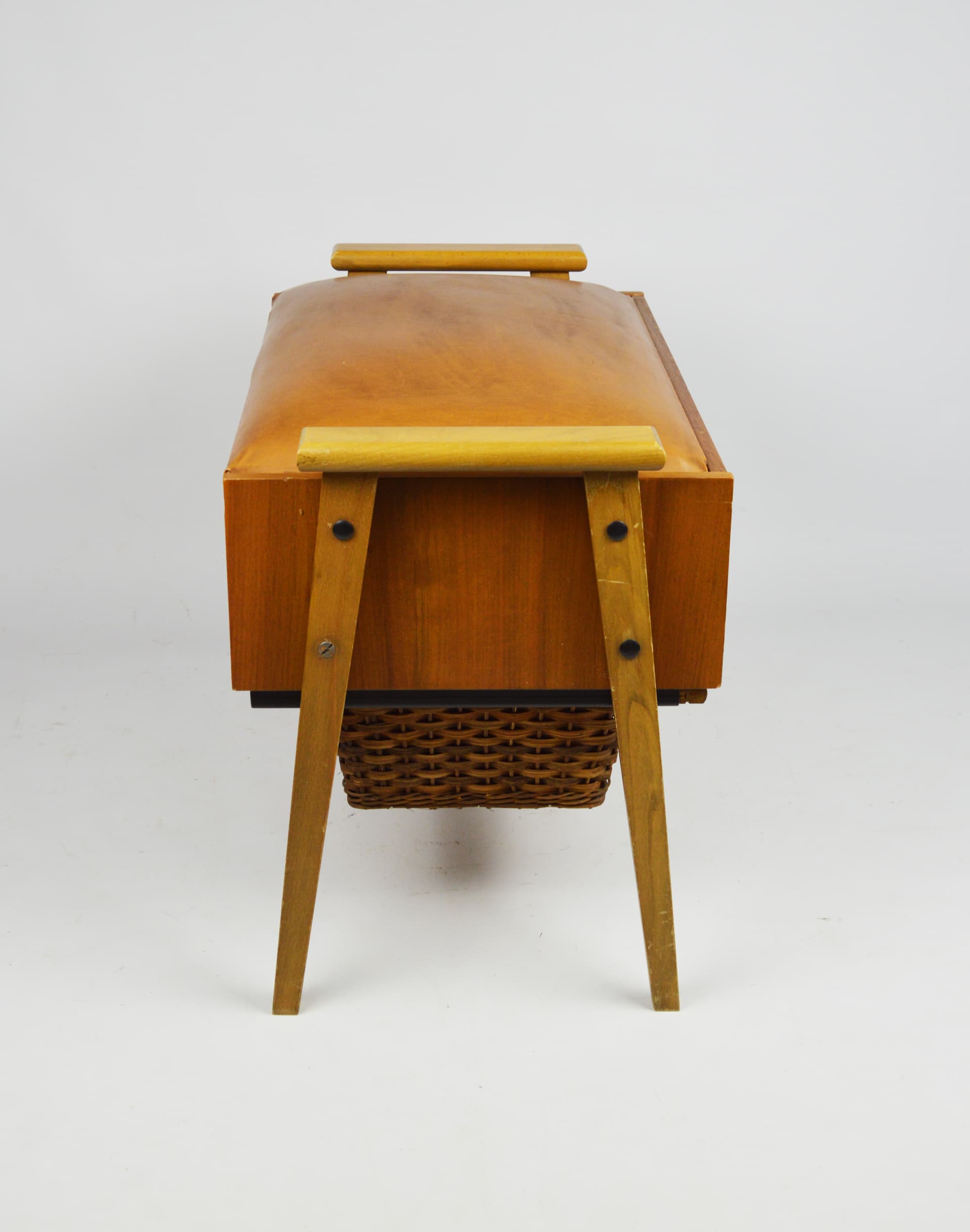 Sewing box, brown, 1970s. - 261602