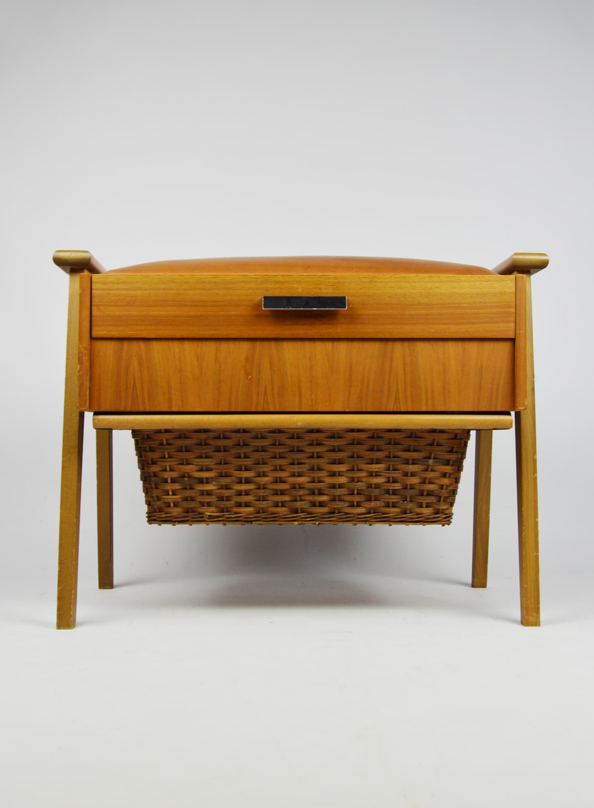 Sewing box, brown, 1970s. - 261603