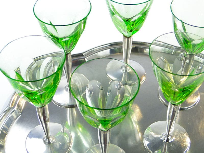 Komplet kieliszków do likieru Art Deco, kryształ zielony, mosiądz srebrzony, Słowacja, lata 20. - 261615