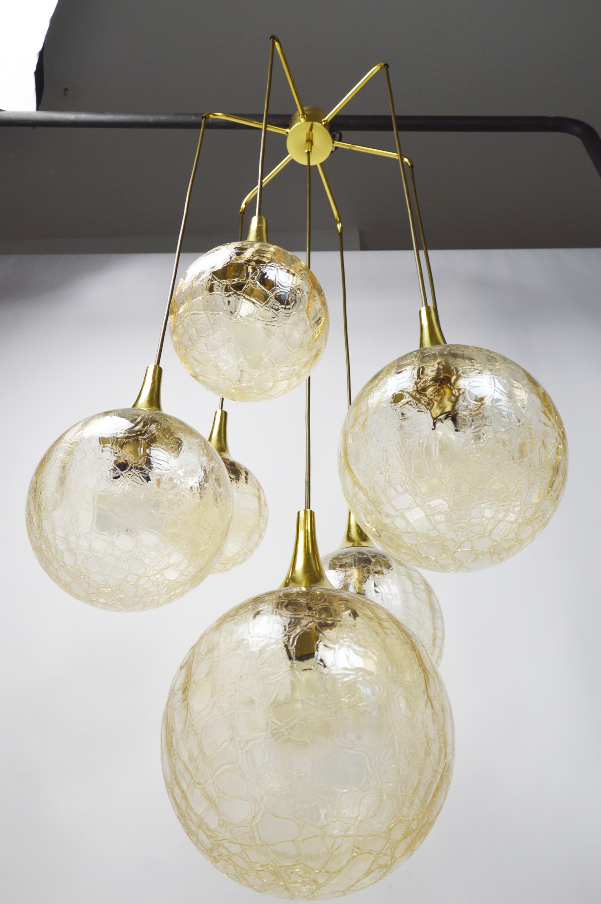 Lampa kaskadowa, szkło pomarańczowe, mosiądz, lata 70. - 261670