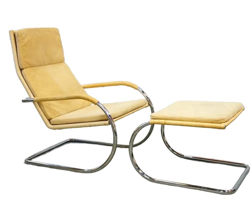 Fotel z podnóżkiem D35, rattan beżowy, stal chromowana, alcantara beżowa, proj. A. Lorenz, Tecta, Niemcy, lata 80.