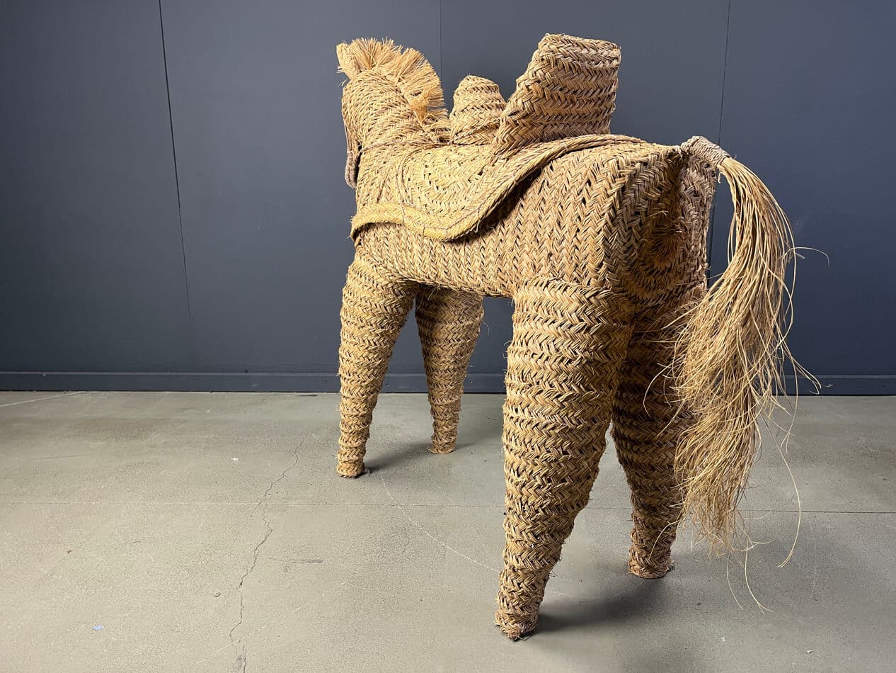 Rzeźba koń naturalnej wielkości, beżowy, rattan i wiklina, Hiszpania, lata 60. - 275448