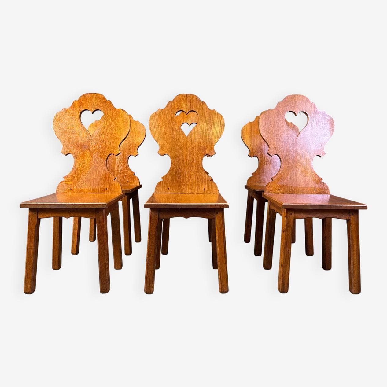 Zestaw czterech krzeseł jadalnianych Brutalistyczne Serce, dąb brązowy, Szwecja, lata 60. - 275304