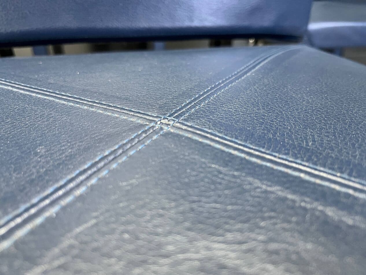 Zestaw sześciu krzeseł Arcadia, skóra niebieska, proj. P. Piva, B&B Italia, Włochy, lata 80. - 275207