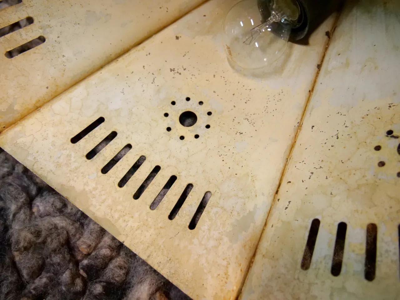 Lampa wisząca Arts & Crafts, brąz ciemny, mosiądz, Anglia, lata 30. - 19243