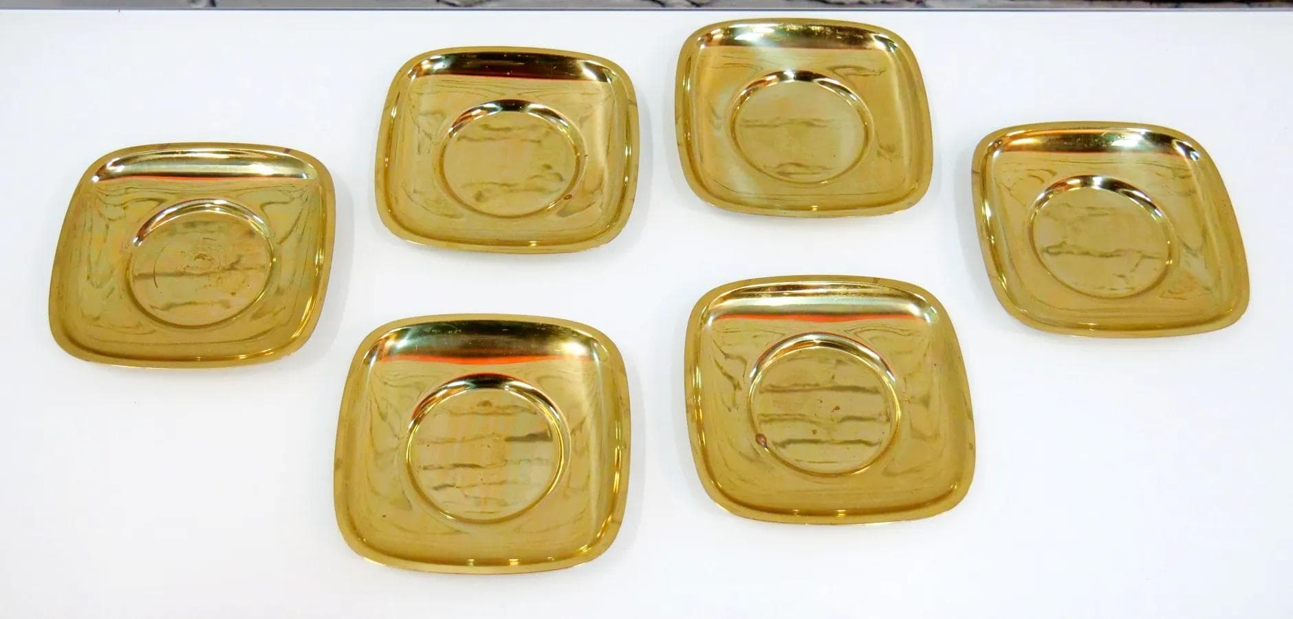 Miedziane podstawki do filiżanek, minimalistyczne, Francja, lata 60. - 19234