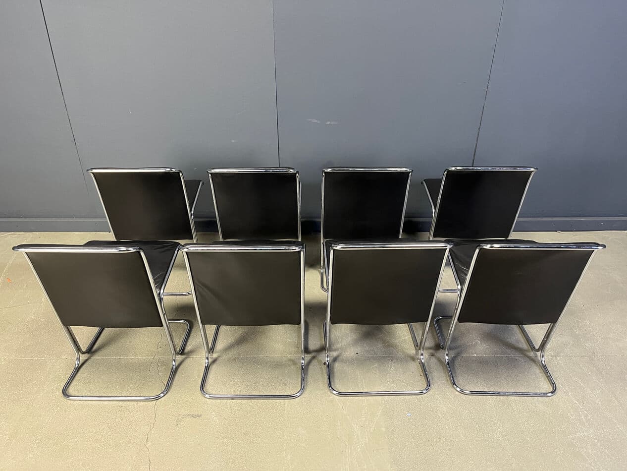 Zestaw ośmiu krzeseł Calla, skóra czarna, stal chromowana, proj. A. A. Colombo, Arflex, Włochy, lata 70. - 274949