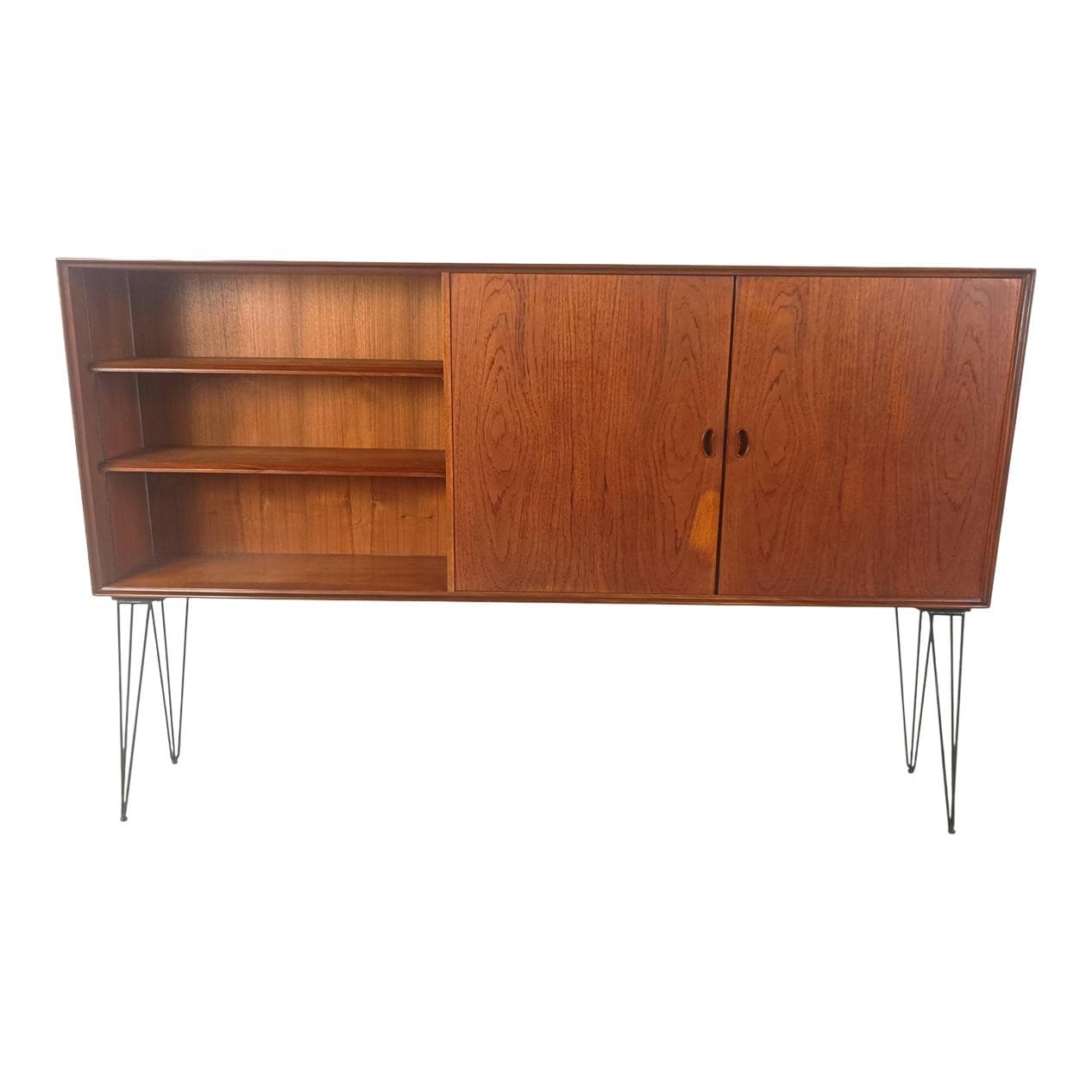 Kredens wysoki, teak brązowy, proj. O. Vermaercke, Belgia, lata 50.