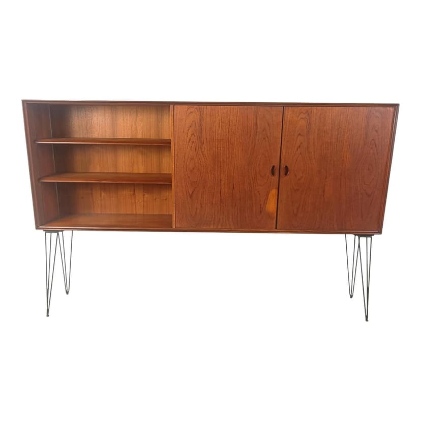 Kredens wysoki, teak brązowy, proj. O. Vermaercke, Belgia, lata 50.