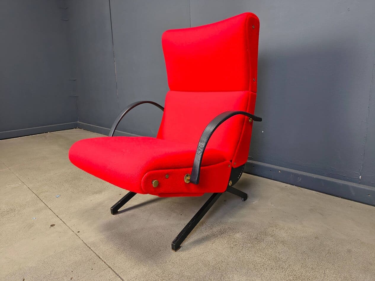 Fotel P40, czerwony, metal czarny, proj. O. Borsani, Tecno, Włochy, lata 70. - 274511