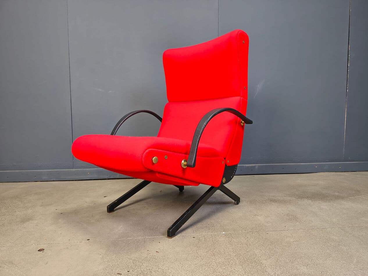 Fotel P40, czerwony, metal czarny, proj. O. Borsani, Tecno, Włochy, lata 70. - 274512