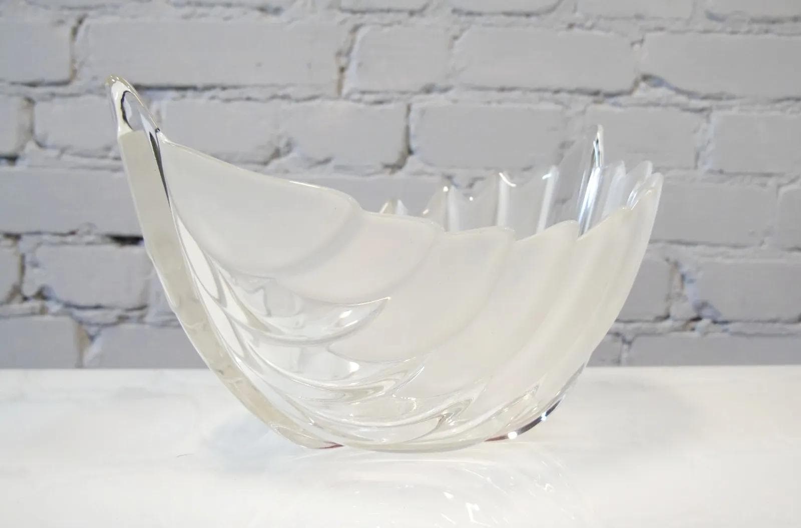 Bowl-Platter Leaf, transparent glass, Poland, 1970s. - 19197