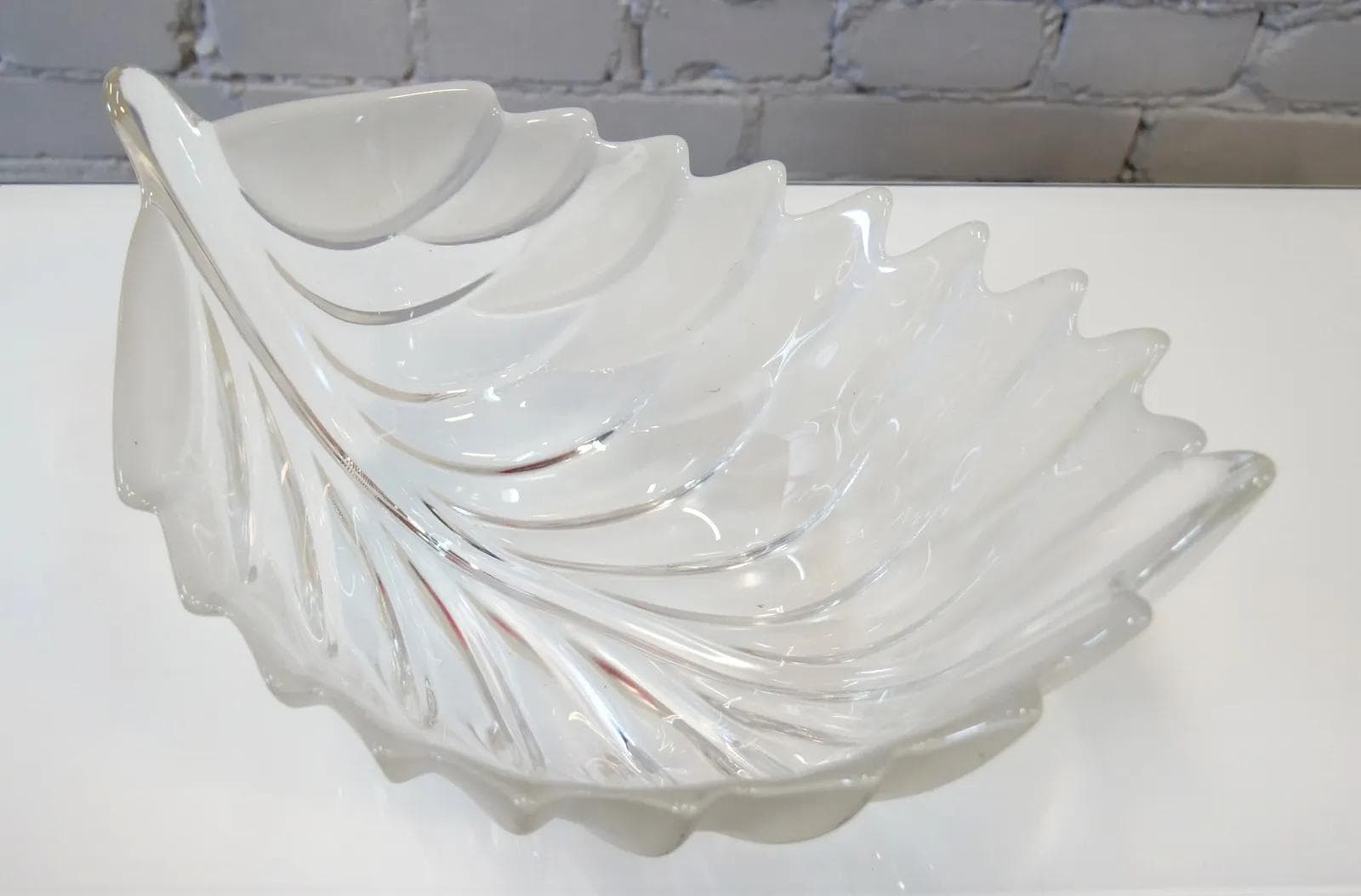 Bowl-Platter Leaf, transparent glass, Poland, 1970s. - 19198