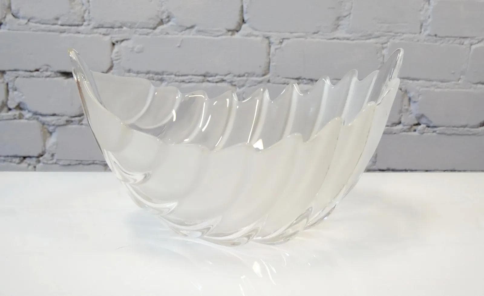 Bowl-Platter Leaf, transparent glass, Poland, 1970s. - 19199