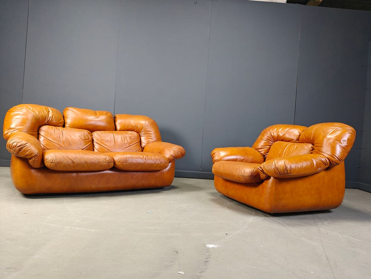 Zestaw wypoczynkowy, skóra brązowa, proj. E. Biella, Grappeggia, Włochy, lata 70. - 274333