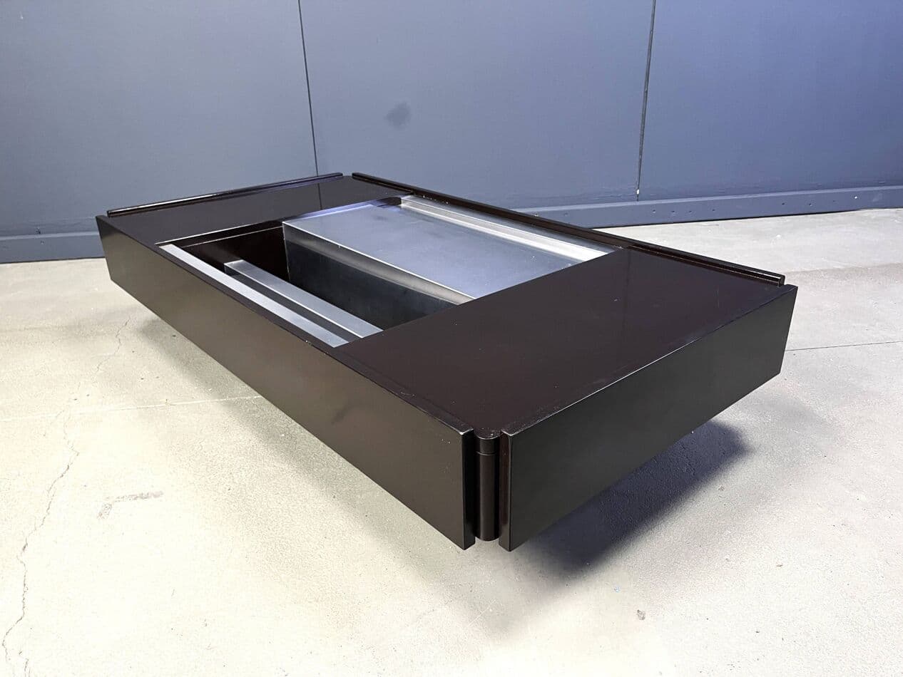 Bar coffee table, brown lacquered wood, Italy, 1970s. - 274298