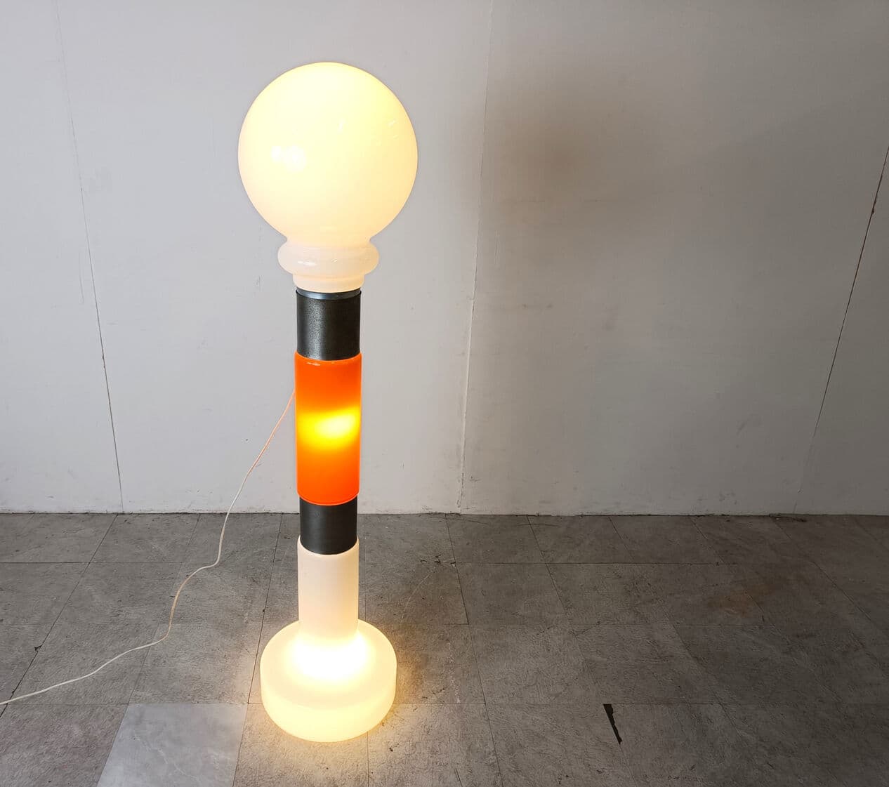 Lampa podłogowa, pomarańczowy, szkło Murano, Mazzega, Włochy, lata 60. - 274275