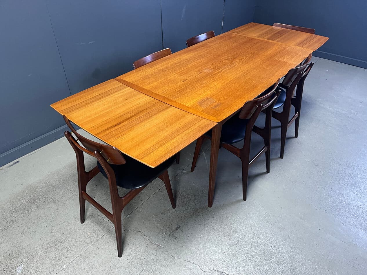 Siedmioczęściowy zestaw jadalniany, teak brązowy, tkanina czarna, proj. L. van Teeffelen, WéBé, Holandia, lata 60. - 274207