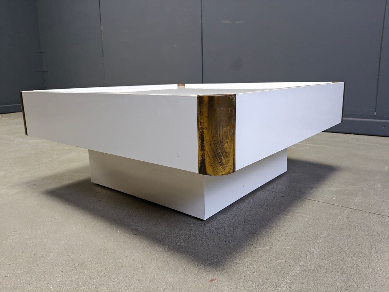 Coffee table, white lacquered wood, Italy, 1970s. - 273453