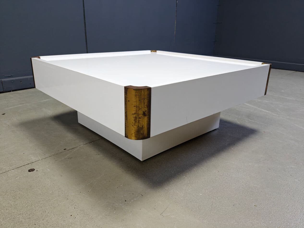 Coffee table, white lacquered wood, Italy, 1970s. - 273451