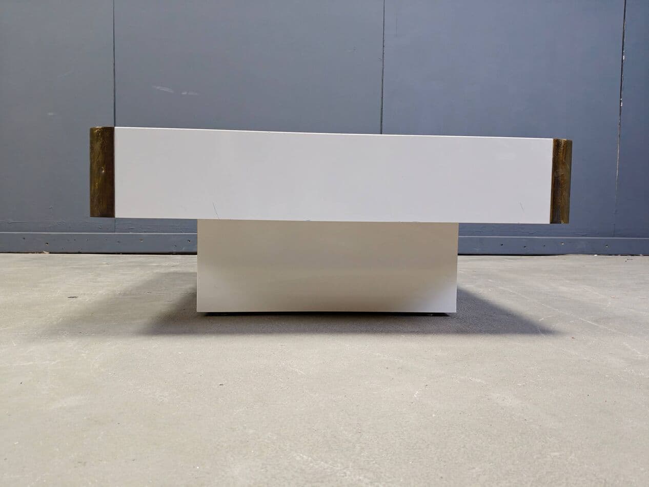 Coffee table, white lacquered wood, Italy, 1970s. - 273448