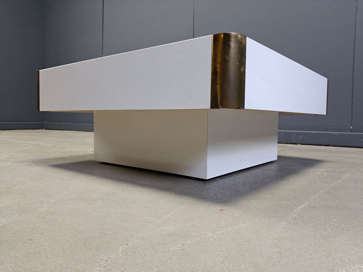 Coffee table, white lacquered wood, Italy, 1970s. - 273442