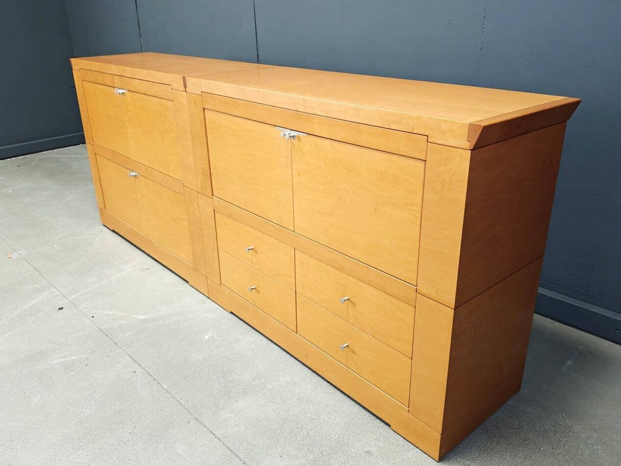 Kredens Oli, klon brązowy, proj. C. W. Lo, Włochy, lata 90. - 273311