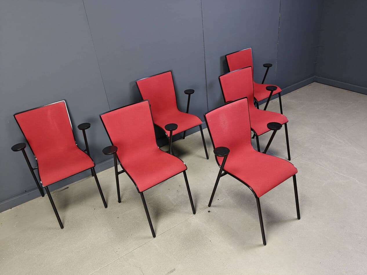 Zestaw sześciu krzeseł Occhio, velvet czerwony, stal czarna, proj. R. Vandebeek, Drisag, Belgia - 273111