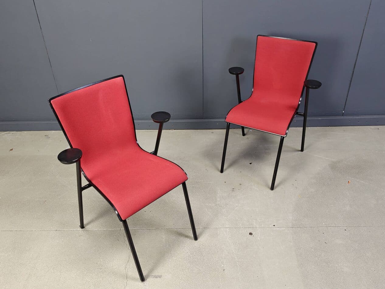 Zestaw sześciu krzeseł Occhio, velvet czerwony, stal czarna, proj. R. Vandebeek, Drisag, Belgia - 273120