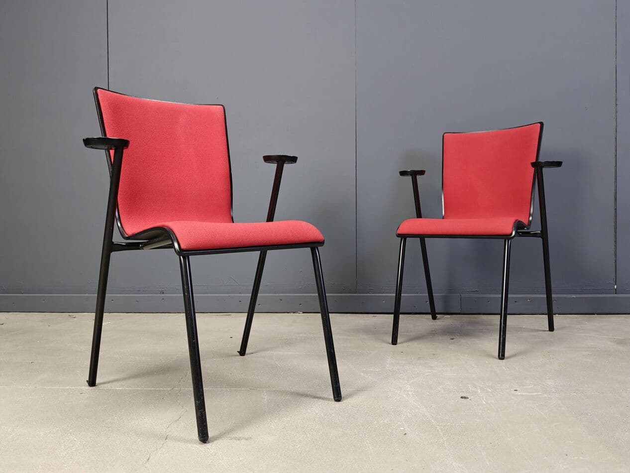 Zestaw sześciu krzeseł Occhio, velvet czerwony, stal czarna, proj. R. Vandebeek, Drisag, Belgia - 273121
