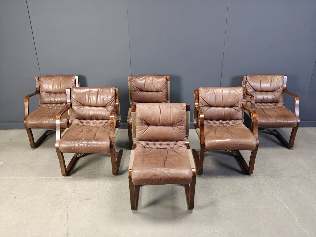 Zestaw sześciu krzeseł, skóra brązowa, sklejka, proj. E. Pajamies, Asko, Finlandia, lata 70. - 273060