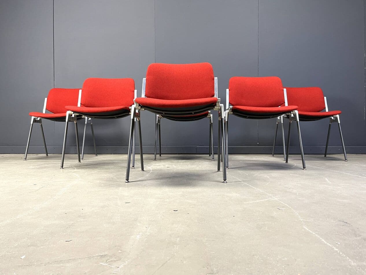 Set of Six Chairs DSC 106, red velvet, metal, by G. Piretti, Castelli, Italy, 1970s. - 272963